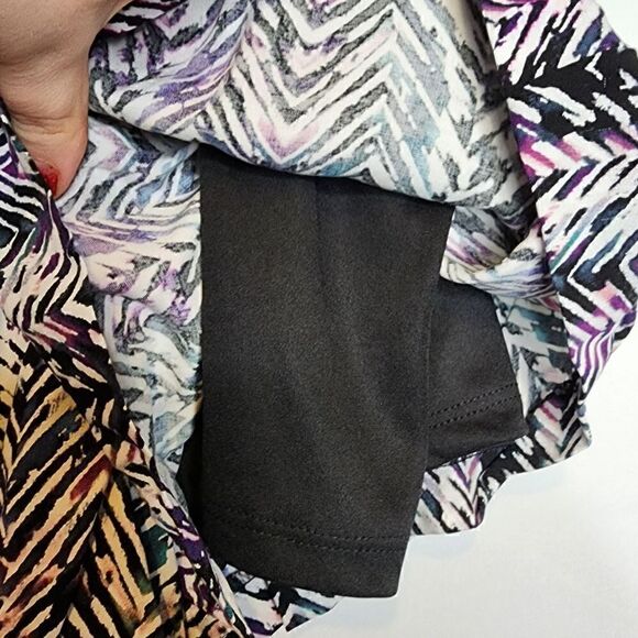 3X 22W 24W Torrid Black Chevron Pull On Short Paperbag Waist Tie Belt Pocket 5in - Picture 6 of 8